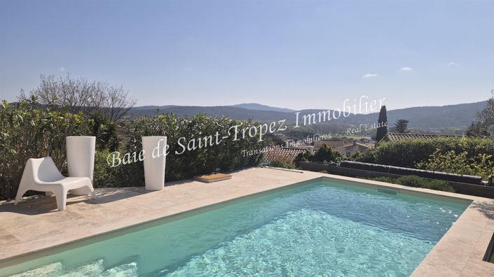 Image No.2-4 Bed House for sale