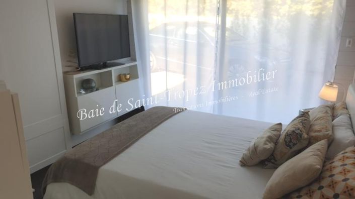 Image No.22-4 Bed House for sale