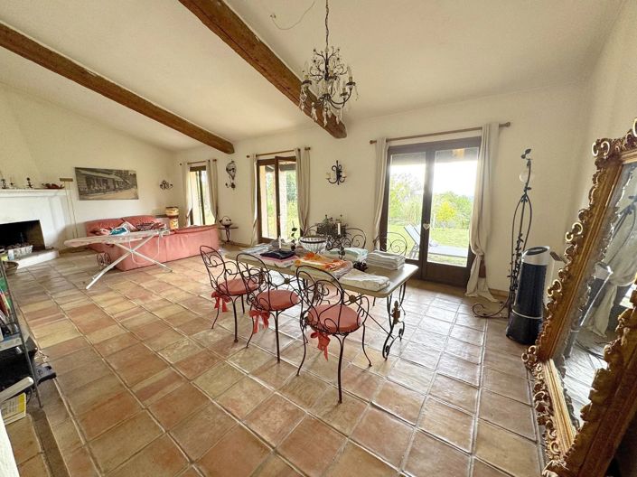 Image No.5-5 Bed House for sale