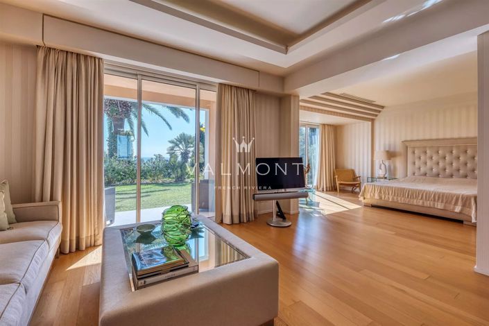 Image No.16-7 Bed House for sale