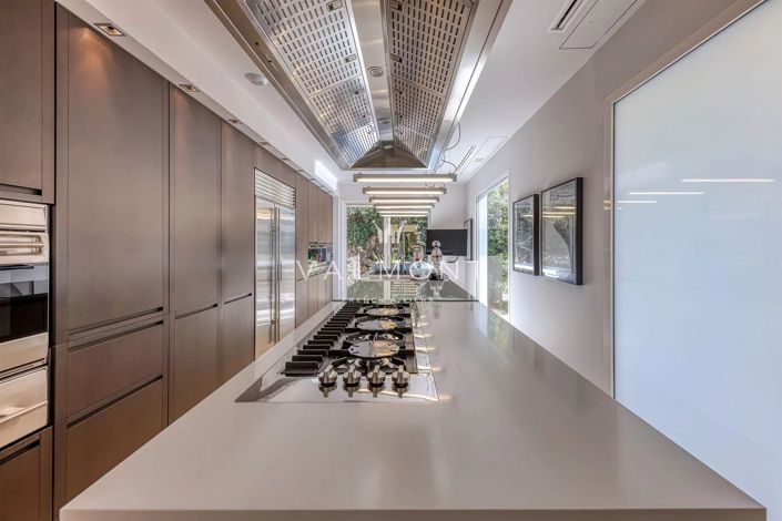 Image No.7-7 Bed House for sale