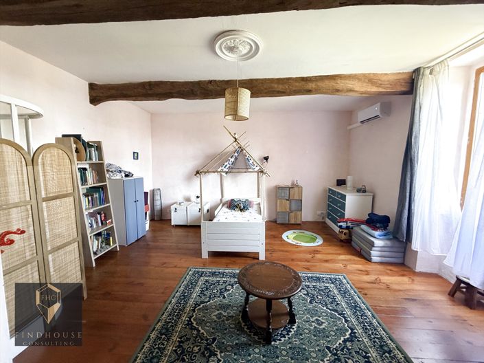 Image No.15-5 Bed House for sale