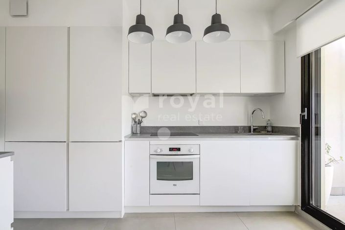 Image No.12-2 Bed Apartment for sale