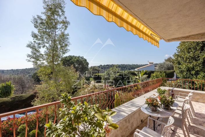 Image No.2-4 Bed House for sale