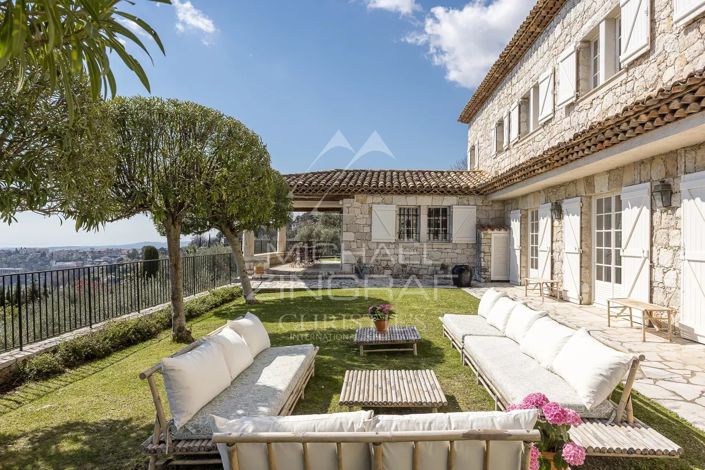 Image No.6-6 Bed House for sale