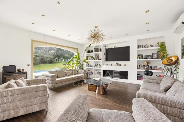 Image No.4-Maison de 5 chambres à vendre à Roquefort-les-Pins