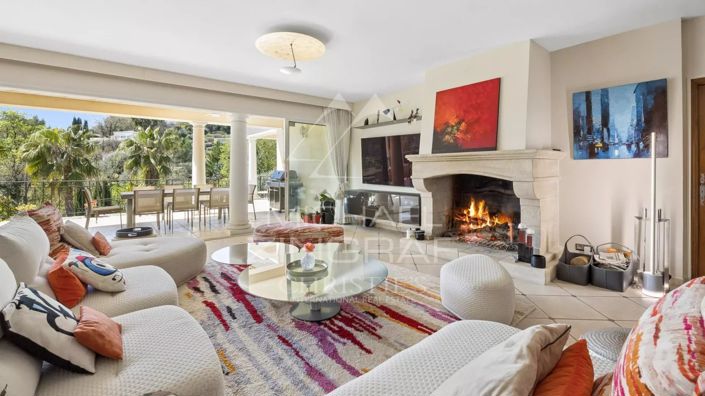 Image No.4-5 Bed House for sale