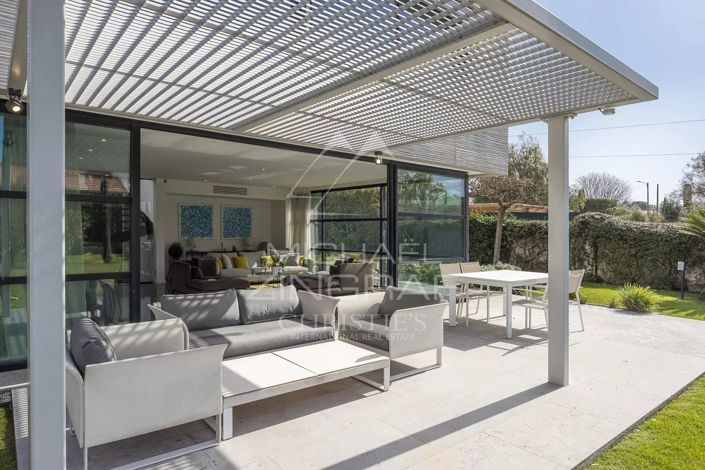 Image No.12-5 Bed House for sale