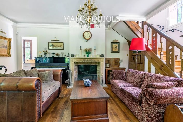 Image No.14-6 Bed House for sale