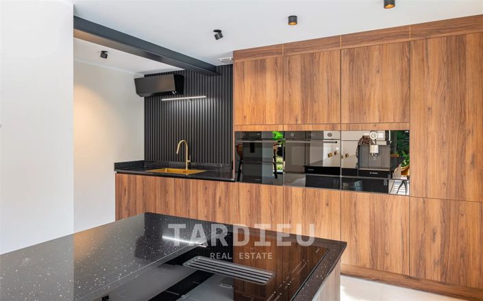 Image No.5-4 Bed House for sale