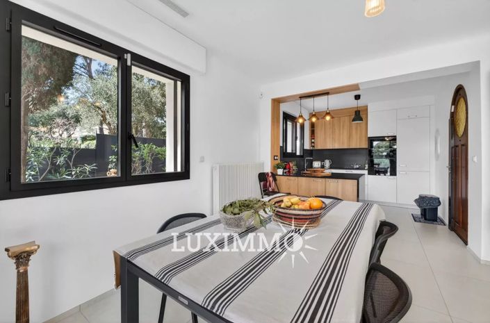 Image No.6-Maison de 5 chambres à vendre à Le Cannet