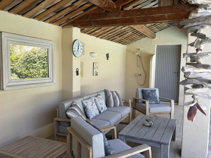Image No.15-3 Bed House for sale