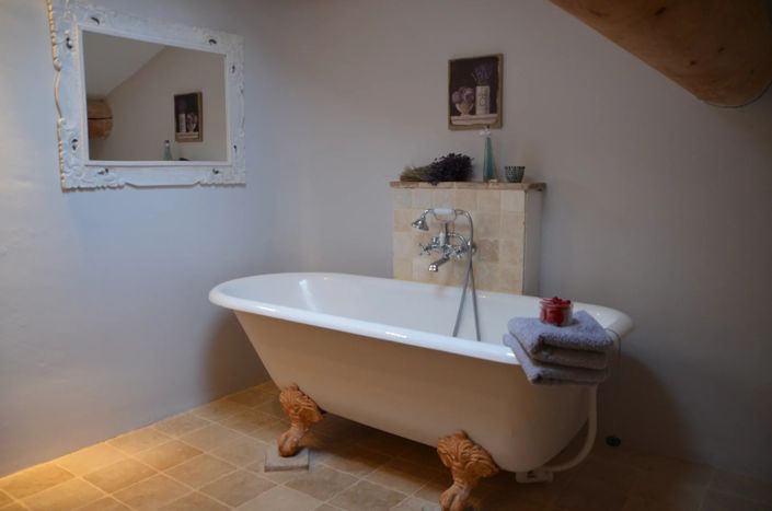 Image No.8-3 Bed House for sale