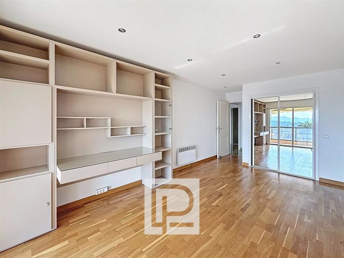 Image No.6-Appartement de 2 chambres à vendre à Le Cannet