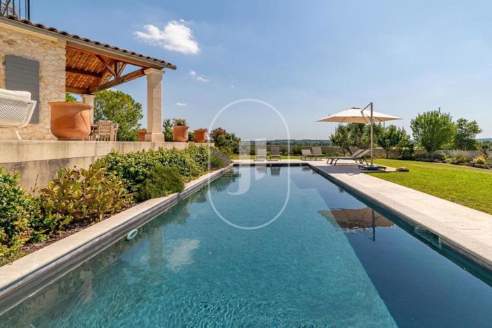 Image No.2-4 Bed House for sale