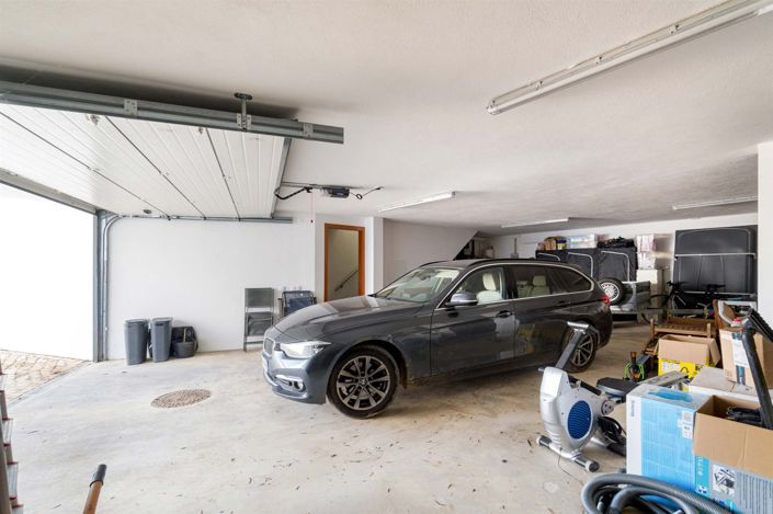 Image No.34-6 Bed House for sale