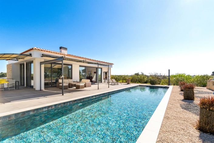 Image No.36-6 Bed House for sale