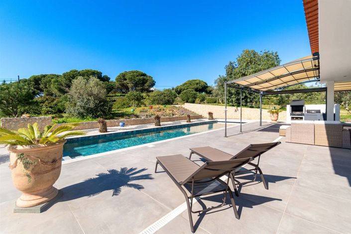 Image No.39-6 Bed House for sale