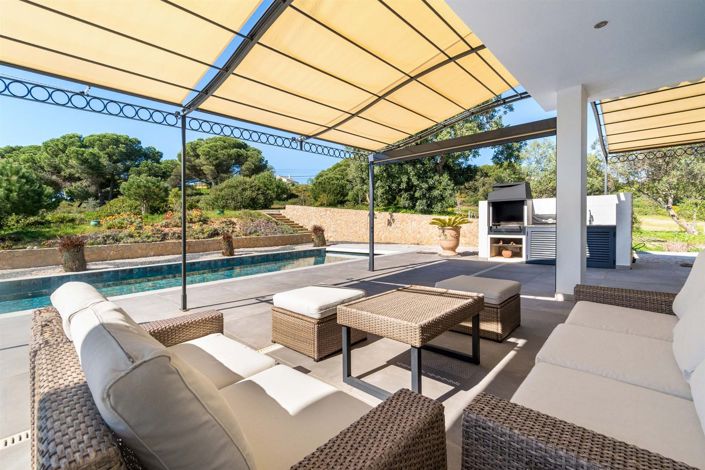 Image No.42-6 Bed House for sale