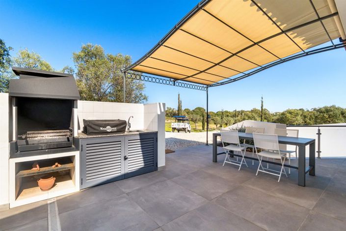 Image No.44-6 Bed House for sale