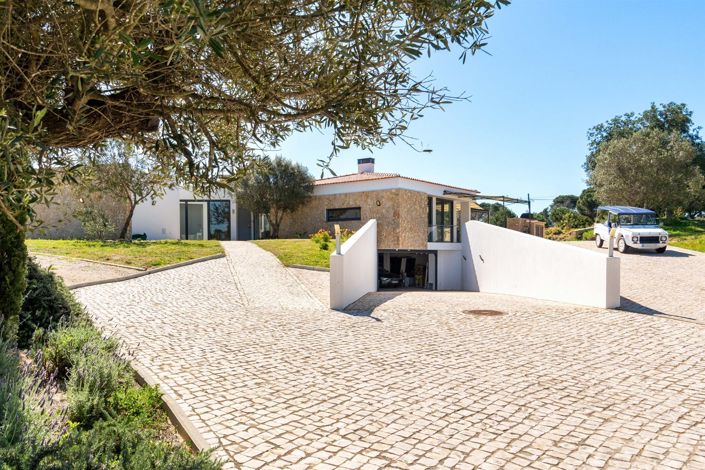 Image No.5-6 Bed House for sale