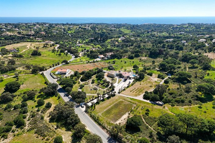 Image No.52-6 Bed House for sale