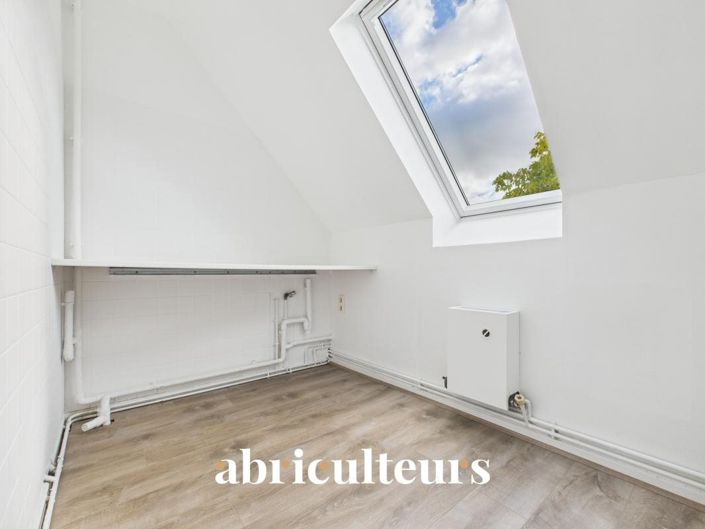 Image No.14-4 Bed House for sale