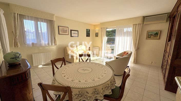 Image No.18-3 Bed Apartment for sale