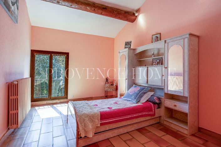 Image No.16-Propriété de 5 chambres à vendre à Cavaillon