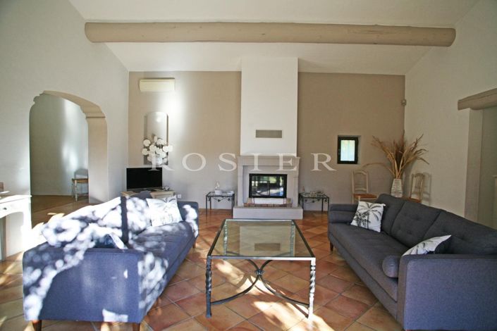 Image No.6-4 Bed House for sale