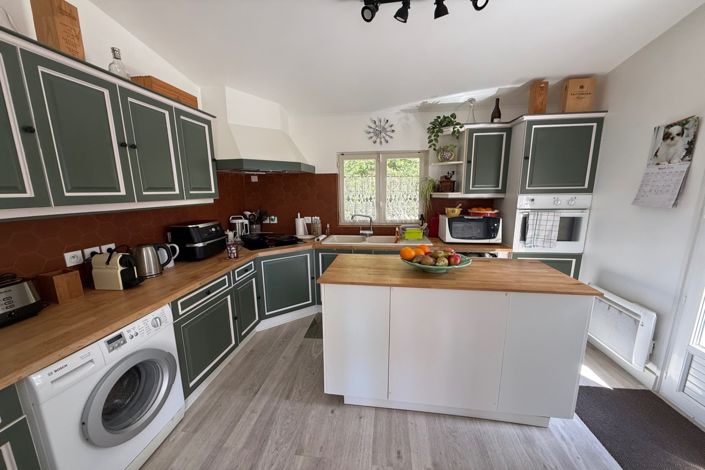 Image No.6-3 Bed House for sale