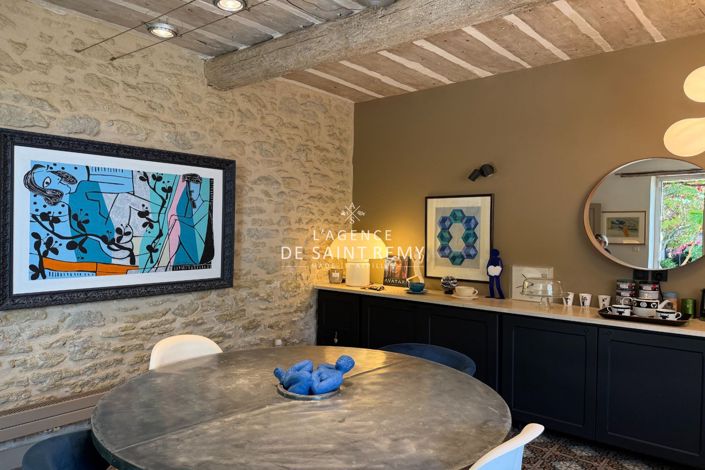 Image No.2-6 Bed House for sale