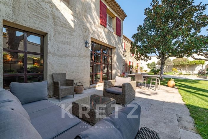 Image No.16-4 Bed House for sale