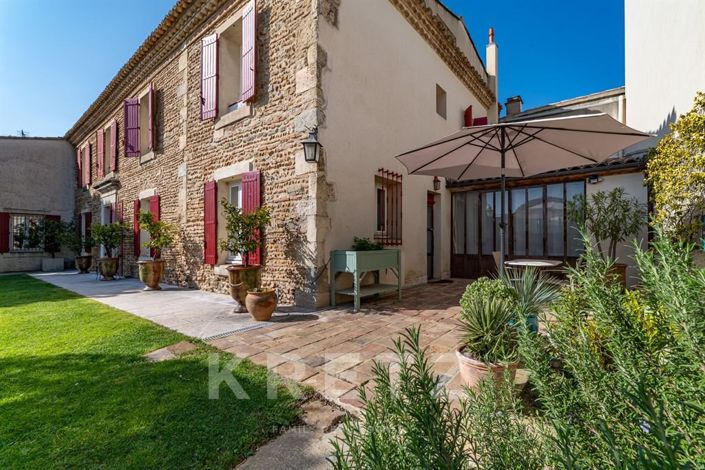 Image No.2-4 Bed House for sale