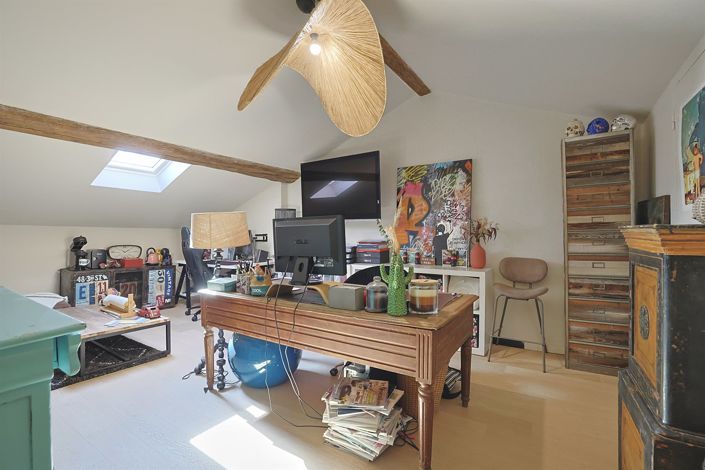 Image No.16-5 Bed House for sale