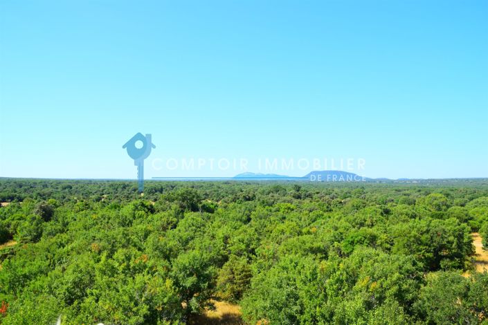 Image No.10-6 Bed House for sale