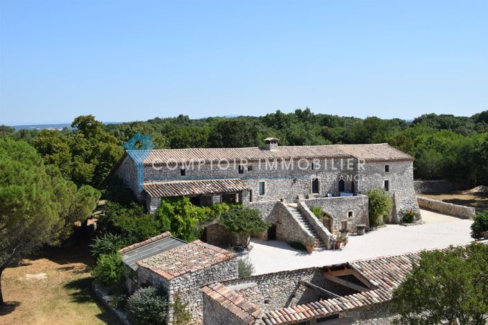 Image No.17-6 Bed House for sale