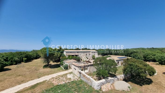 Image No.24-6 Bed House for sale