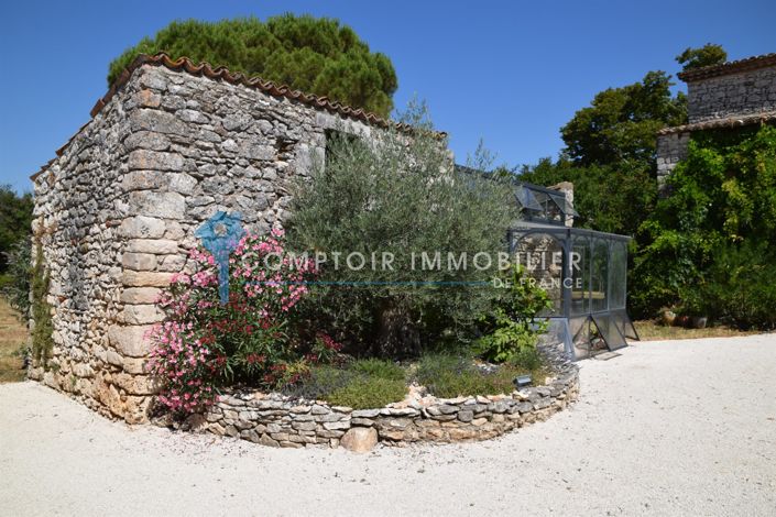 Image No.29-6 Bed House for sale