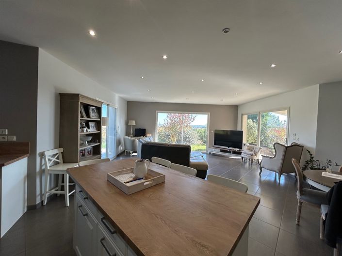 Image No.4-3 Bed House for sale