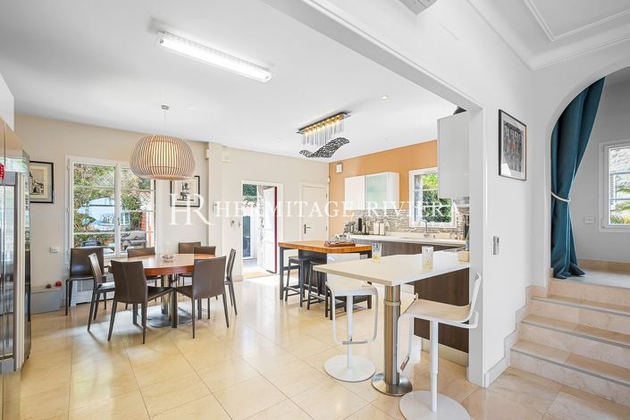 Image No.12-7 Bed House for sale