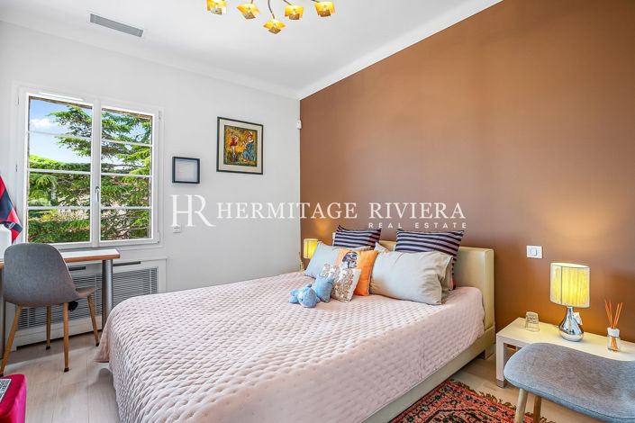 Image No.22-7 Bed House for sale