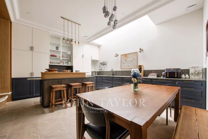 Image No.6-3 Bed Apartment for sale