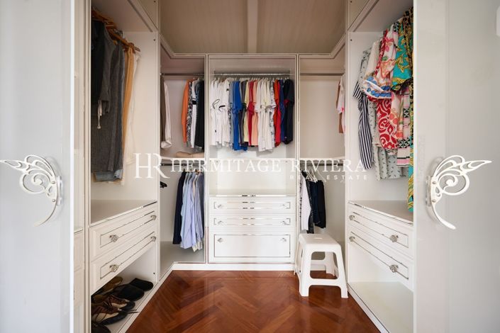 Image No.14-5 Bed House for sale