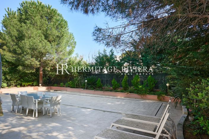 Image No.25-5 Bed House for sale