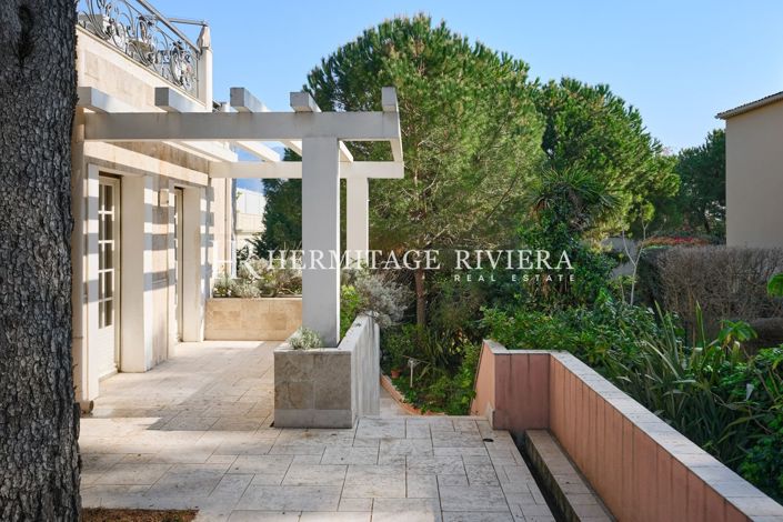 Image No.7-5 Bed House for sale