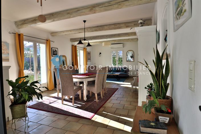 Image No.17-3 Bed House for sale