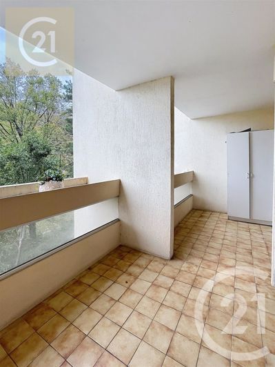 Image No.12-3 Bed Apartment for sale