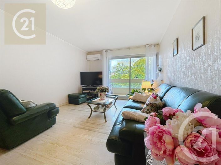 Image No.2-3 Bed Apartment for sale