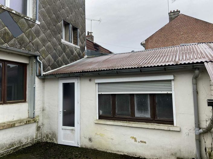 Image No.8-2 Bed House for sale